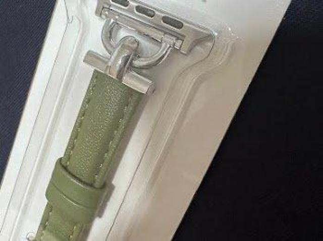 Apple Watch バンド 合皮 42/44/45mm グリーン+シルバー < 女性アクセサリー/時計 Apple Watch バンド 合皮 42/44/45mm グリーン+シルバー < 女性アクセサリー/時計の