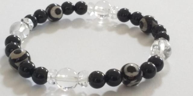 定形外無料*3眼天珠・オニキス・水晶*願いと御守り天然石ブレス < 女性アクセサリー/時計 定形外無料*3眼天珠・オニキス・水晶*願いと御守り天然石ブレス < 女性アクセサリー/時計の