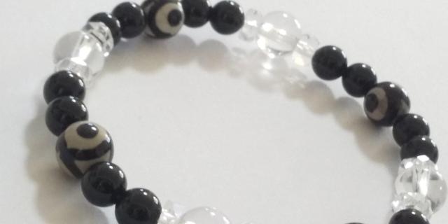 定形外無料*3眼天珠・オニキス・水晶*願いと御守り天然石ブレス < 女性アクセサリー/時計 定形外無料*3眼天珠・オニキス・水晶*願いと御守り天然石ブレス < 女性アクセサリー/時計の