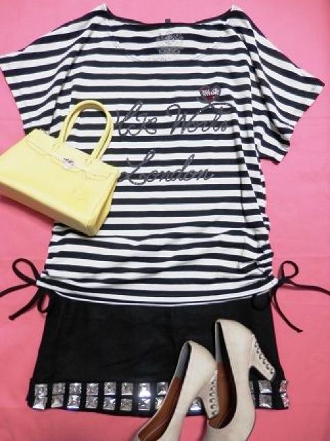 {[_[ԃn[gXg[Jbg\[RVmqRR{   t@bV 