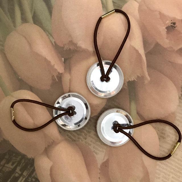 ハンドメイド♪くるみボタンのヘアゴム3個セット(無地) < 女性ファッション  ハンドメイド♪くるみボタンのヘアゴム3個セット(無地) < 女性ファッションの