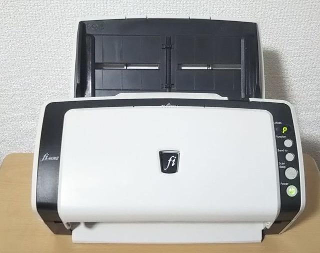 yzFUJITSU SCANNER FI-6130Z A4 COLOR
