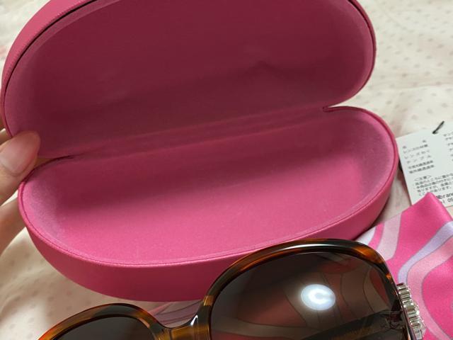 Radyビジューサングラス/小顔効果/ハートマーブル保存袋付き/新品未使用 < ブランド  Radyビジューサングラス/小顔効果/ハートマーブル保存袋付き/新品未使用 < ブランドの