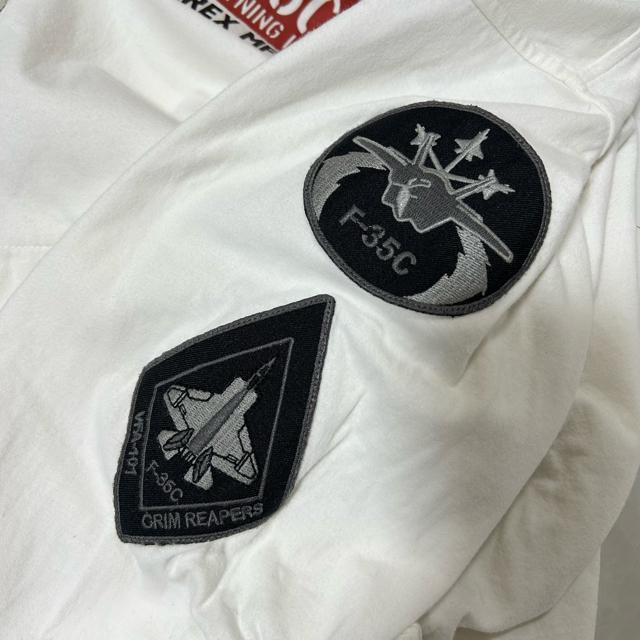 AVIREX アヴィレックス スタンドジップ スウェット VFA-101 L < ブランド AVIREX アヴィレックス スタンドジップ スウェット VFA-101 L < ブランドの