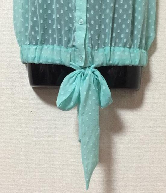 【新品】透け感☆ドット柄シフォン裾リボンブラウス < 女性ファッション  【新品】透け感☆ドット柄シフォン裾リボンブラウス < 女性ファッションの