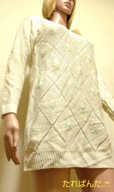 新品タグ付☆FREES MART☆綺麗な刺繍透かしニットワンピW140 < ブランド  新品タグ付☆FREES MART☆綺麗な刺繍透かしニットワンピW140 < ブランドの