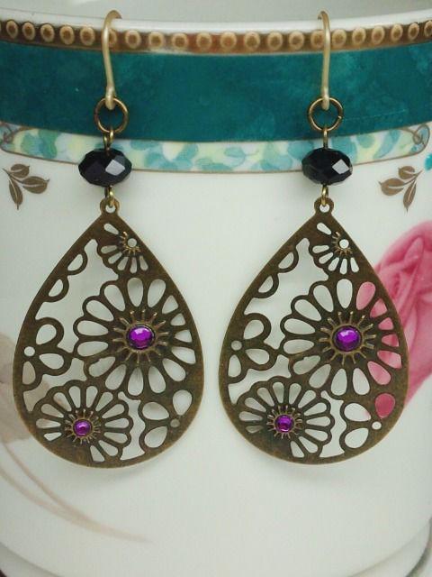 金古美涙型透かしアメジストストーンジェットスワロ樹脂フック☆ < 女性アクセサリー/時計  金古美涙型透かしアメジストストーンジェットスワロ樹脂フック☆  < 女性アクセサリー/時計の