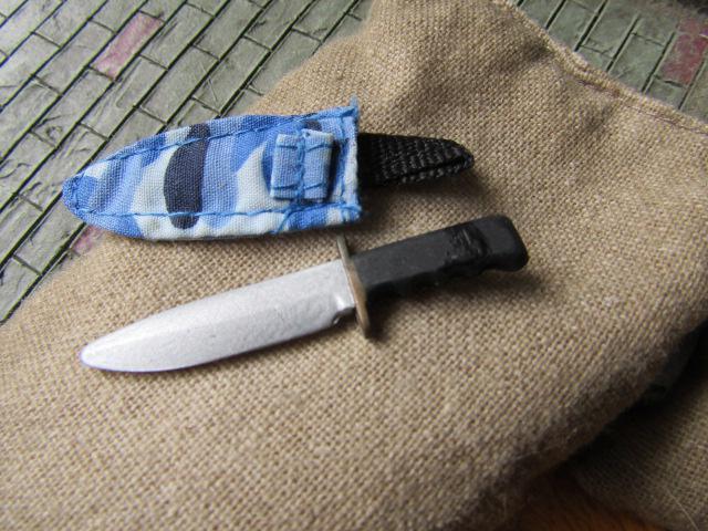 ●1/6スケール GIジョ-ークールガール ミニチュアフュギュア専用 アメリカ軍 COMBAT サバイバルナイフ ホルスターセット < ホビー  ●1/6スケール GIジョ-ークールガール ミニチュアフュギュア専用 アメリカ軍 COMBAT サバイバルナイフ ホルスターセット < ホビーの