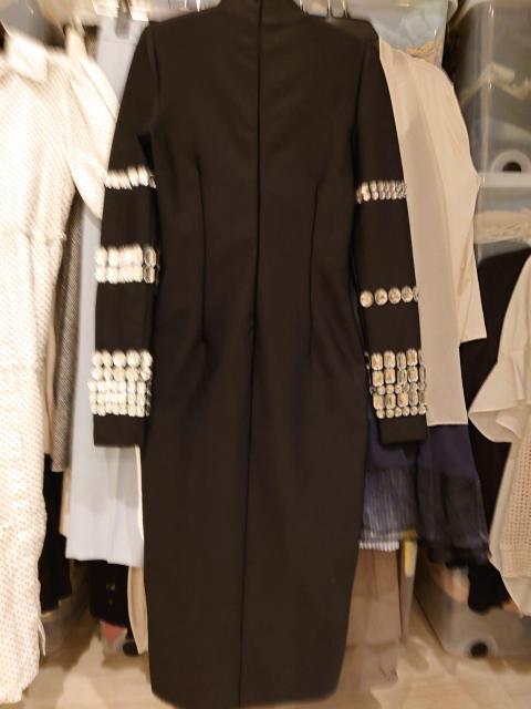 黒ビジュー付き ドレスワンピース ストレッチМサイズ < 女性ファッション  黒ビジュー付き ドレスワンピース ストレッチМサイズ < 女性ファッションの