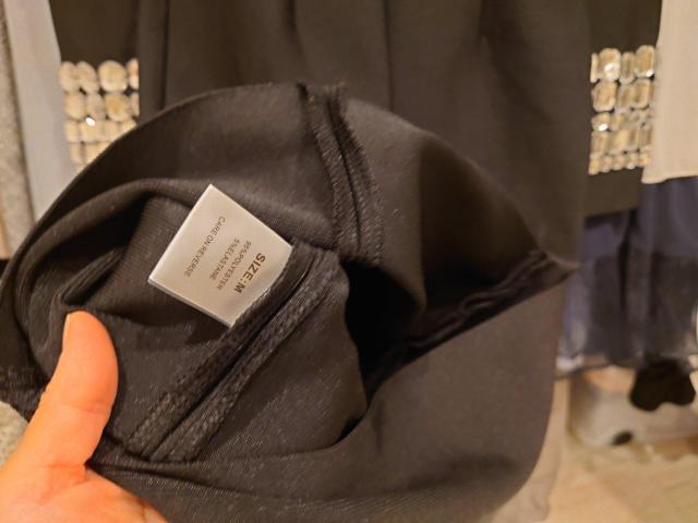 黒ビジュー付き ドレスワンピース ストレッチМサイズ < 女性ファッション  黒ビジュー付き ドレスワンピース ストレッチМサイズ < 女性ファッションの