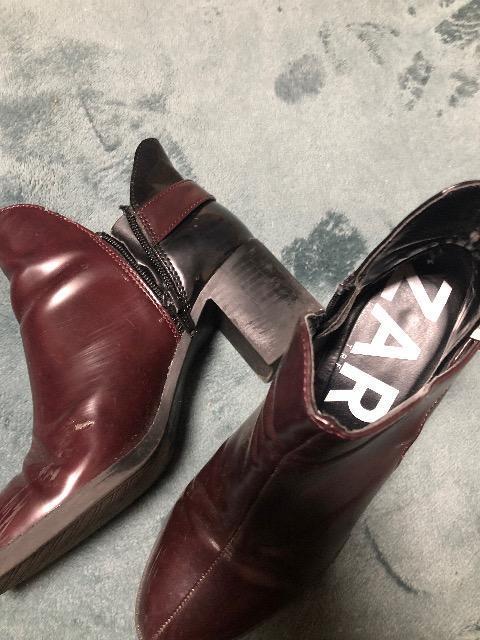 ZARA ショートブーツ。 < 女性ファッション  ZARA ショートブーツ。 < 女性ファッションの