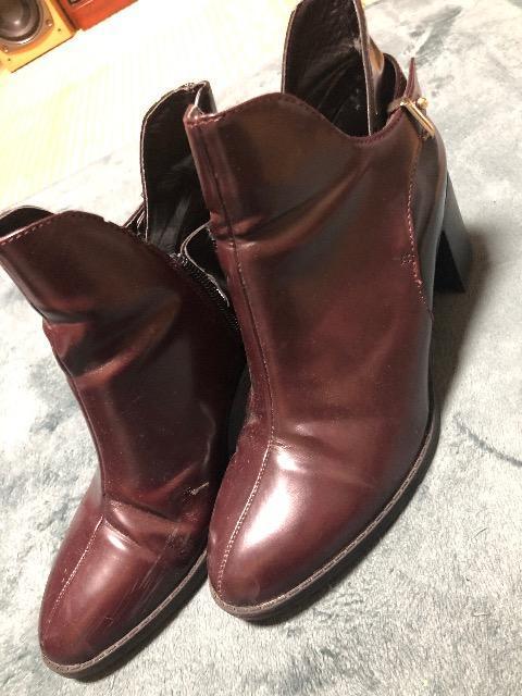 ZARA ショートブーツ。 < 女性ファッション  ZARA ショートブーツ。 < 女性ファッションの