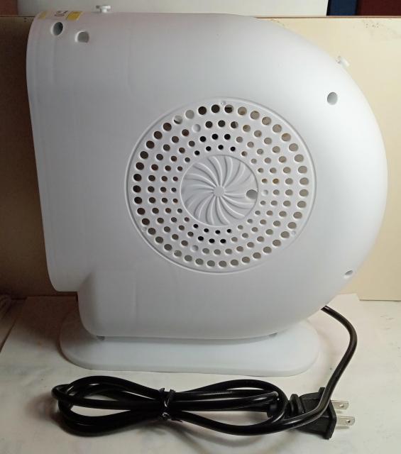 フェアリーファンヒーター 500W 新品 < 家電/AV  フェアリーファンヒーター 500W 新品 < 家電/AVの