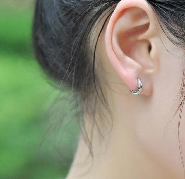 【送料無料】高級感※ピアス レディース 贈り物 プレゼント ホワイトゴールド S925 新品 < 女性アクセサリー/時計 【送料無料】高級感※ピアス レディース 贈り物 プレゼント ホワイトゴールド S925 新品 < 女性アクセサリー/時計の