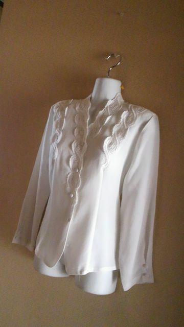 【美品】専門店◆ホワイトシフォン&レース◆上質ブラウス < 女性ファッション  【美品】専門店◆ホワイトシフォン&レース◆上質ブラウス  < 女性ファッションの