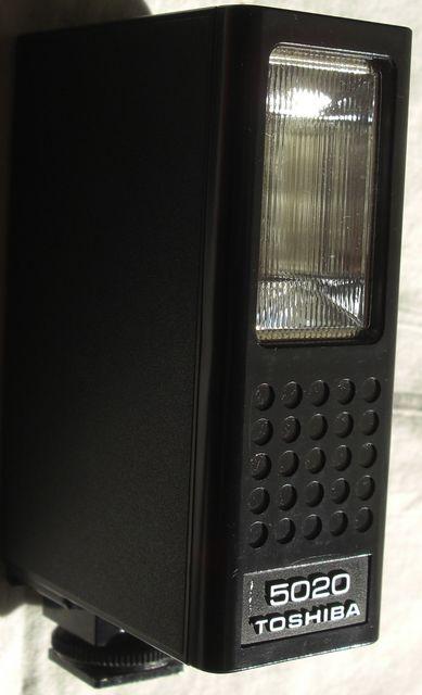 TOSHIBA/TS-483:(5020)カメラフラッシュ中古完動品ケース付!! < 家電/AV TOSHIBA/TS-483:(5020)カメラフラッシュ中古完動品ケース付!! < 家電/AVの