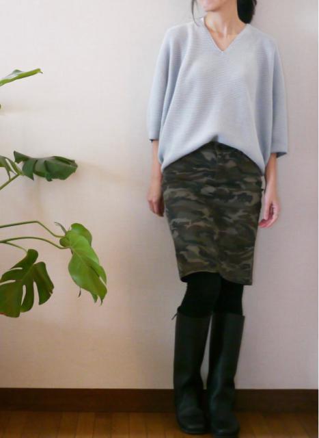 【UNIQLO】ユニクロ◆3DコットンコクーンVネックニット < ブランド  【UNIQLO】ユニクロ◆3DコットンコクーンVネックニット < ブランドの