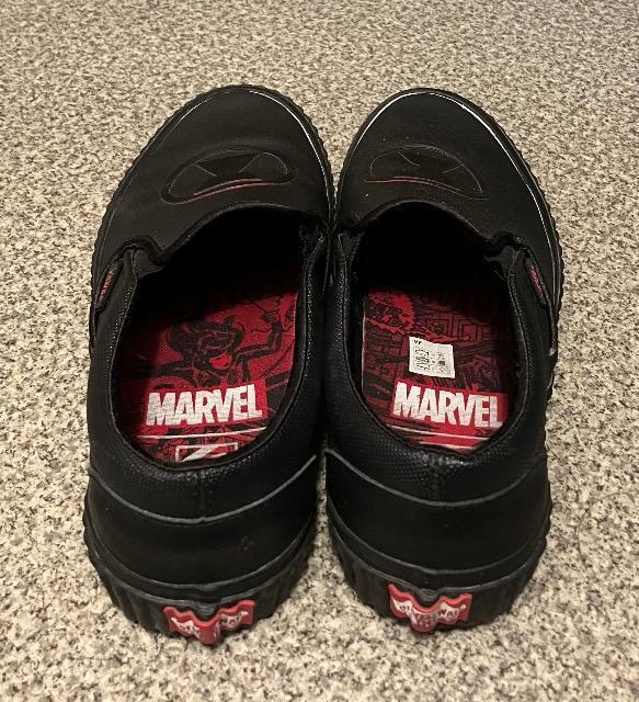 MARVEL VANS☆Classic Slip-on Black Widow < ブランド  MARVEL VANS☆Classic Slip-on Black Widow < ブランドの