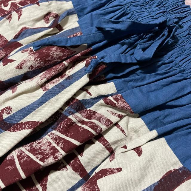 ヴィヴィアンウエストウッド 総柄 コットン 膝丈 フレア スカート < 女性ファッション ヴィヴィアンウエストウッド 総柄 コットン 膝丈 フレア スカート < 女性ファッションの