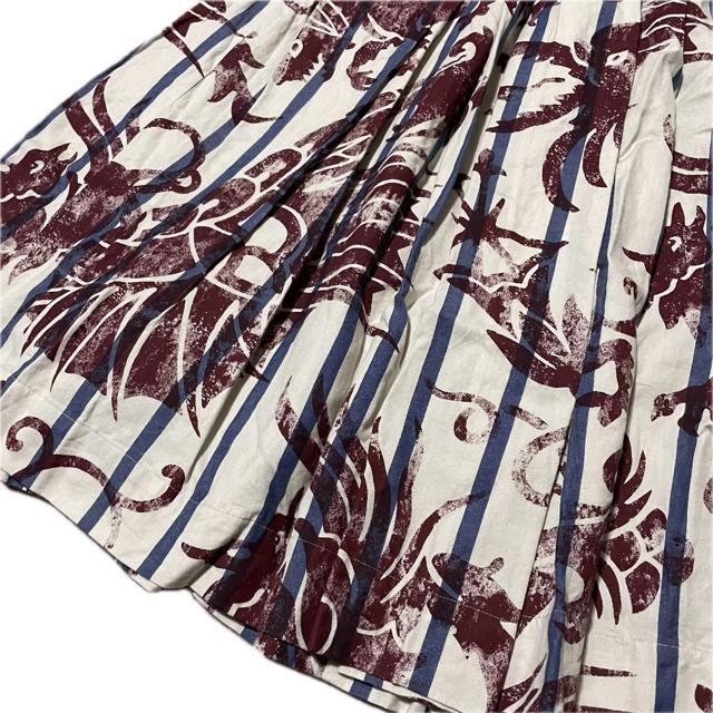 ヴィヴィアンウエストウッド 総柄 コットン 膝丈 フレア スカート < 女性ファッション ヴィヴィアンウエストウッド 総柄 コットン 膝丈 フレア スカート < 女性ファッションの