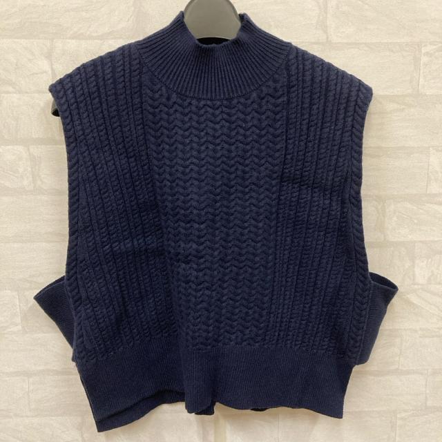 即決 新品 ITEMS URBAN RESEARCH ケーブルニットベスト < 女性ファッション  即決 新品 ITEMS URBAN RESEARCH ケーブルニットベスト  < 女性ファッションの