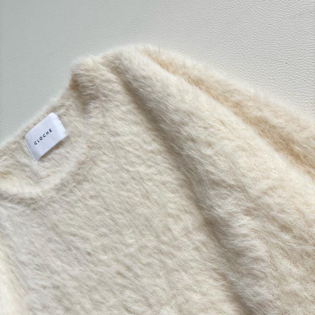 ◆極美品◆クロシェ◆ふわふわシャギーニット◆長袖◆アイボリー白◆Uネック◆M < 女性ファッション ◆極美品◆クロシェ◆ふわふわシャギーニット◆長袖◆アイボリー白◆Uネック◆M < 女性ファッションの