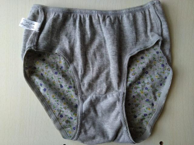 ショーツ 綿100% 小花柄 グレー Mサイズ < 女性ファッション ショーツ 綿100% 小花柄 グレー Mサイズ < 女性ファッションの