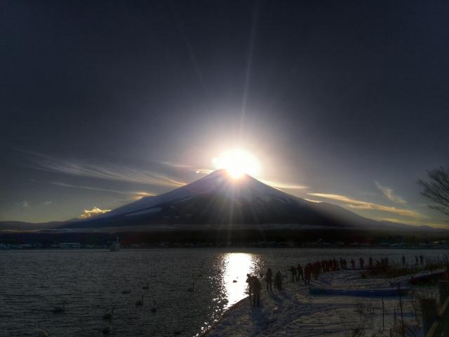 世界遺産 富士山 ダイヤモンド富士 写真 A4又は2L版 額付き < ホビー  世界遺産 富士山 ダイヤモンド富士 写真 A4又は2L版 額付き  < ホビーの