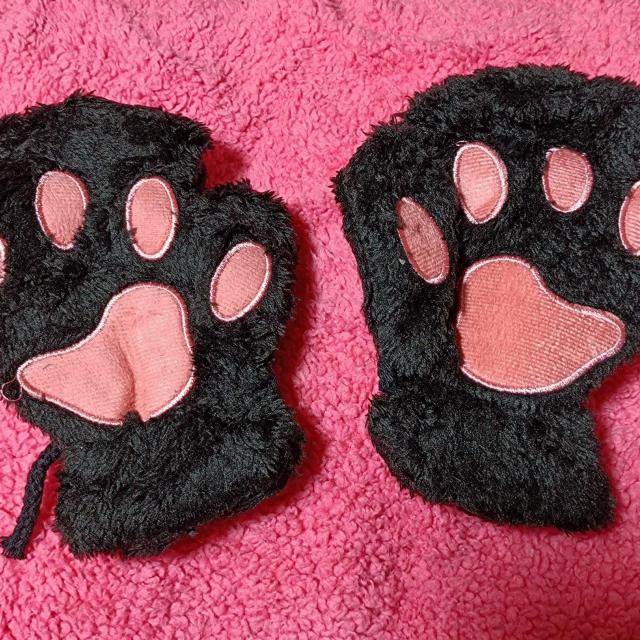 新品★にゃんこ肉球指出し手袋/ブラック < 女性ファッション  新品★にゃんこ肉球指出し手袋/ブラック < 女性ファッションの