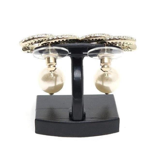 ◆ 本物 新品同様 ◆ CHANEL シャネル 希少 ココマーク ピアス ゴールド ラインストーン パール 箱 人気 A86506 < ブランド  ◆ 本物 新品同様 ◆ CHANEL シャネル 希少 ココマーク ピアス ゴールド ラインストーン パール 箱 人気 A86506 < ブランドの
