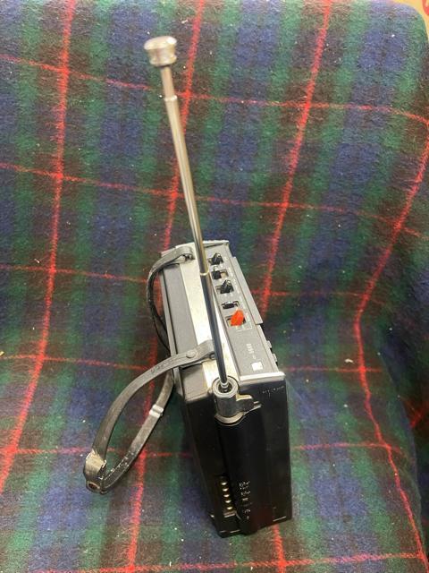 ソニー ラジオ スカイセンサー ICF-5600 SONY スカイセンサー  昭和レトロ < 家電/AV  ソニー ラジオ スカイセンサー ICF-5600 SONY スカイセンサー  昭和レトロ < 家電/AVの