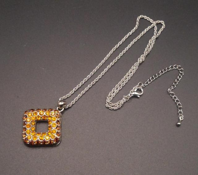 �V�i �A���e�B�[�N�� ���F���C���X�g�[���l�b�N���X ���g���@���B���e�[�W��  �� �����A�N�Z�T���[/���v�� 