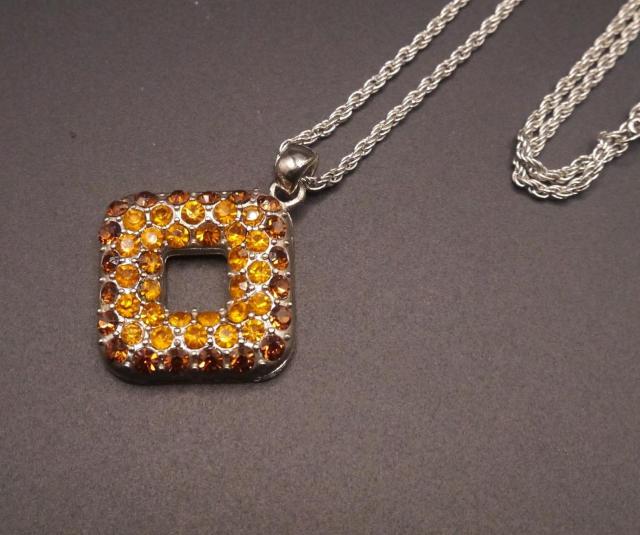 �V�i �A���e�B�[�N�� ���F���C���X�g�[���l�b�N���X ���g���@���B���e�[�W�� �� �����A�N�Z�T���[/���v�� 