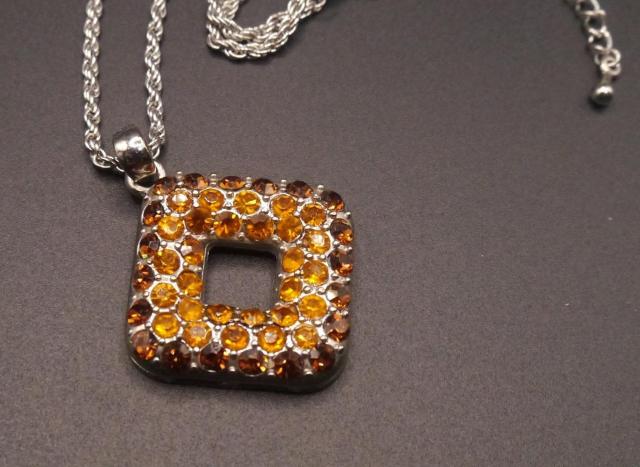 �V�i �A���e�B�[�N�� ���F���C���X�g�[���l�b�N���X ���g���@���B���e�[�W�� �� �����A�N�Z�T���[/���v�� 