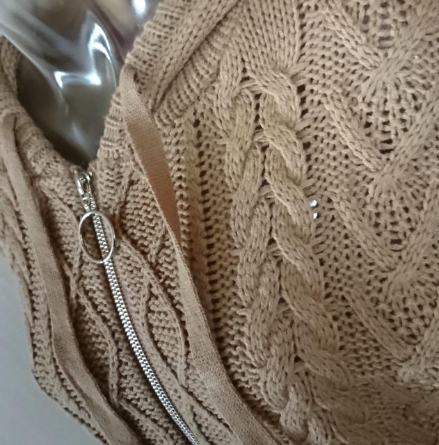 DAISY MERRY★ケーブル編み ニット ジップ パーカー < 女性ファッション DAISY MERRY★ケーブル編み ニット ジップ パーカー < 女性ファッションの