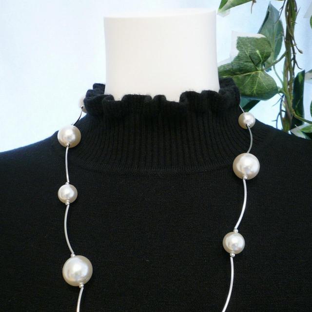 新品 6628 ステーションパール Y字 ネックレス 白系 大粒ガラスパール ロング丈 上品 < 女性アクセサリー/時計 新品 6628 ステーションパール Y字 ネックレス 白系 大粒ガラスパール ロング丈 上品 < 女性アクセサリー/時計の