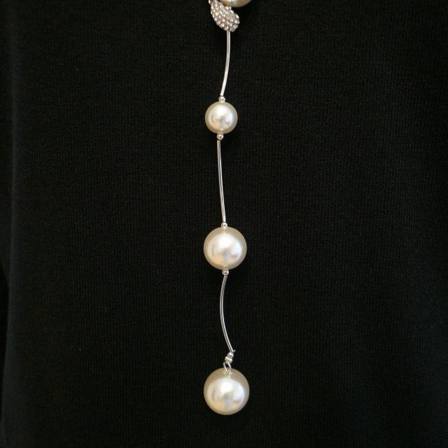 新品 6628 ステーションパール Y字 ネックレス 白系 大粒ガラスパール ロング丈 上品 < 女性アクセサリー/時計 新品 6628 ステーションパール Y字 ネックレス 白系 大粒ガラスパール ロング丈 上品 < 女性アクセサリー/時計の
