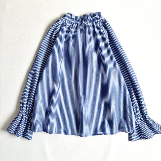 ◆美品◆デッサン◆フリルネックボウタイストラブラウス◆大きめ◆白×ブルー◆M < 女性ファッション ◆美品◆デッサン◆フリルネックボウタイストラブラウス◆大きめ◆白×ブルー◆M < 女性ファッションの