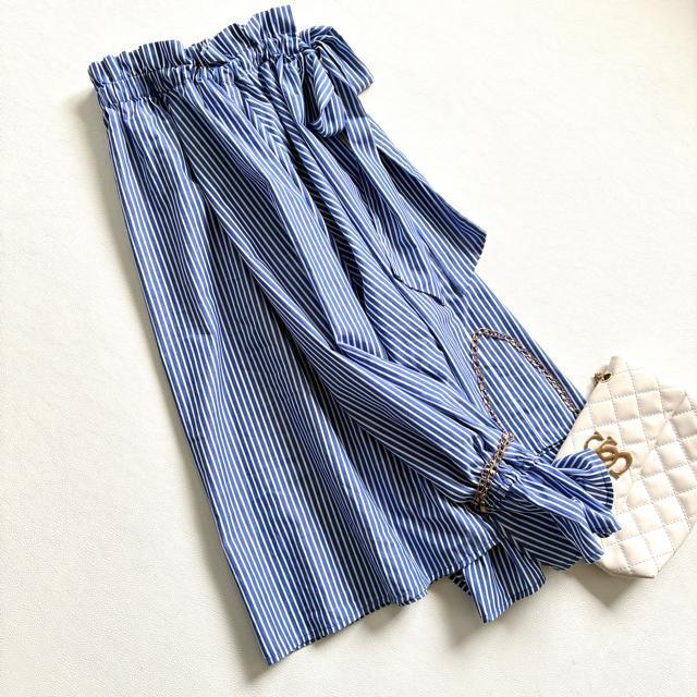 ◆美品◆デッサン◆フリルネックボウタイストラブラウス◆大きめ◆白×ブルー◆M < 女性ファッション ◆美品◆デッサン◆フリルネックボウタイストラブラウス◆大きめ◆白×ブルー◆M < 女性ファッションの