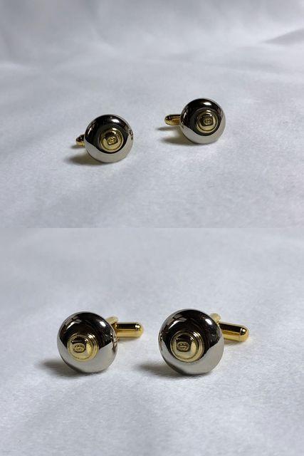 正規美 GUCCIグッチ インターロッキング 立体GGロゴカフス 銀×金 カフリンクス ボタン < ブランド  正規美 GUCCIグッチ インターロッキング 立体GGロゴカフス 銀×金 カフリンクス ボタン < ブランドの