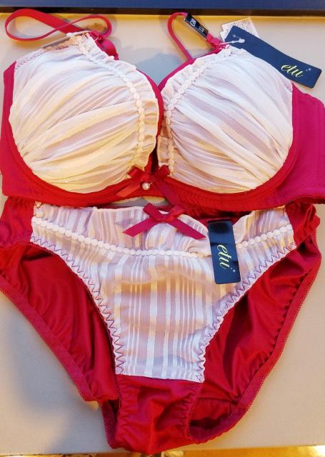 �u���W���[�V���[�c�Z�b�gD70  �� �����t�@�b�V������ 