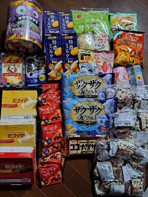 َq(*^^*) 