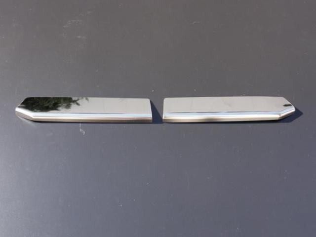 クロームメッキフロントバンパーダクトモール エルグランド E52 < 自動車/バイク クロームメッキフロントバンパーダクトモール エルグランド E52 < 自動車/バイク