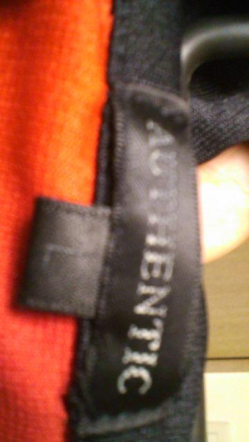 送料込み・赤×黒春秋用〜中古美品〜パーカー < 男性ファッション  送料込み・赤×黒春秋用〜中古美品〜パーカー < 男性ファッションの