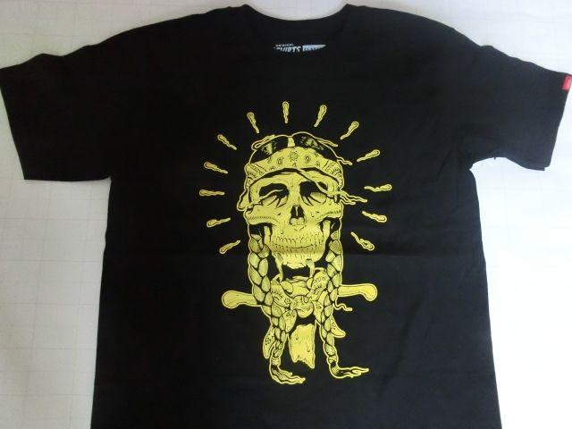USA購入 バンズ【VANS】スカルプリントTシャツUS S ブラック < 男性ファッション  USA購入 バンズ【VANS】スカルプリントTシャツUS S ブラック  < 男性ファッションの