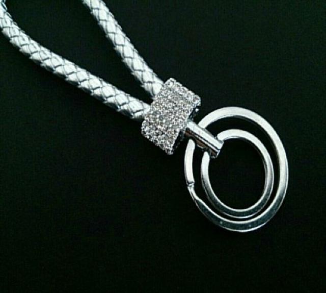 編み込みダブルリングキーホルダー(シルバー) < 女性ファッション  編み込みダブルリングキーホルダー(シルバー)  < 女性ファッションの