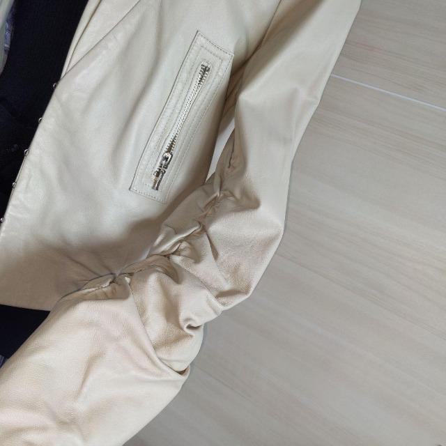 C.E.C.I.O■セシオ■blue-concious■ブルーコンシャス■ライダーラムレザージャケット■オフホワイト■38 < 女性ファッション  C.E.C.I.O■セシオ■blue-concious■ブルーコンシャス■ライダーラムレザージャケット■オフホワイト■38 < 女性ファッションの