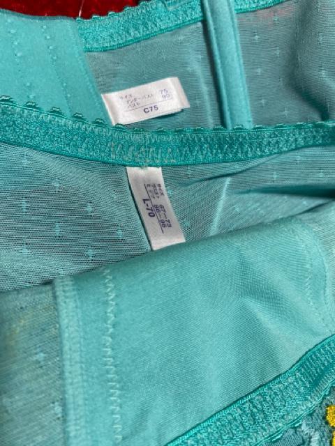 MARUKOデコルテリュミエスセット新品 < 女性ファッション  MARUKOデコルテリュミエスセット新品 < 女性ファッションの