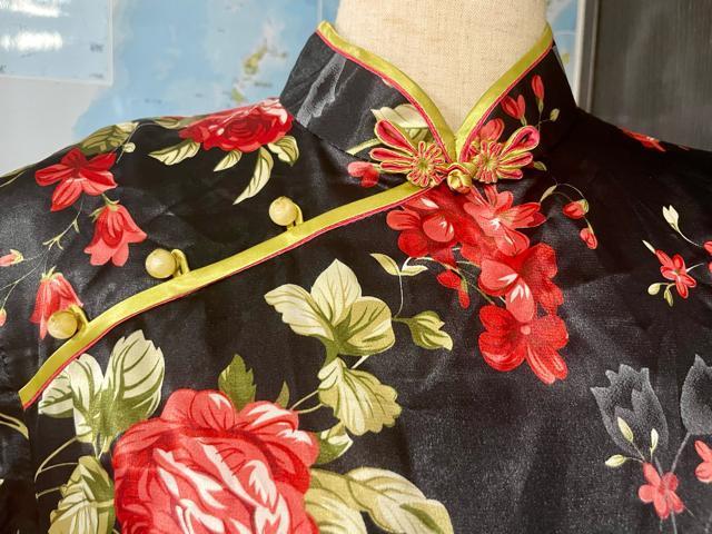 チャイナドレス、花柄、シルク100%、美品 < 女性ファッション  チャイナドレス、花柄、シルク100%、美品 < 女性ファッションの