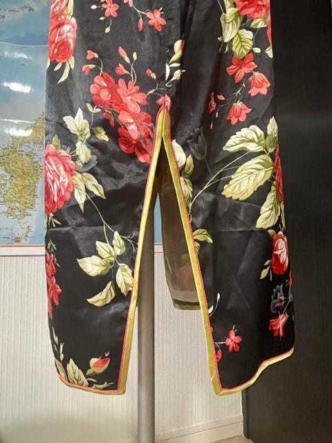 チャイナドレス、花柄、シルク100%、美品 < 女性ファッション  チャイナドレス、花柄、シルク100%、美品 < 女性ファッションの